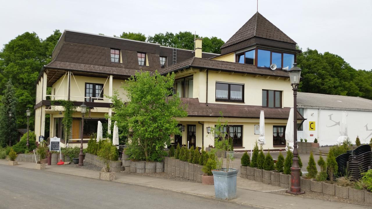 Landhotel Zum Doppeldecker Kirchen (Rhineland-Palatinate) Exterior photo